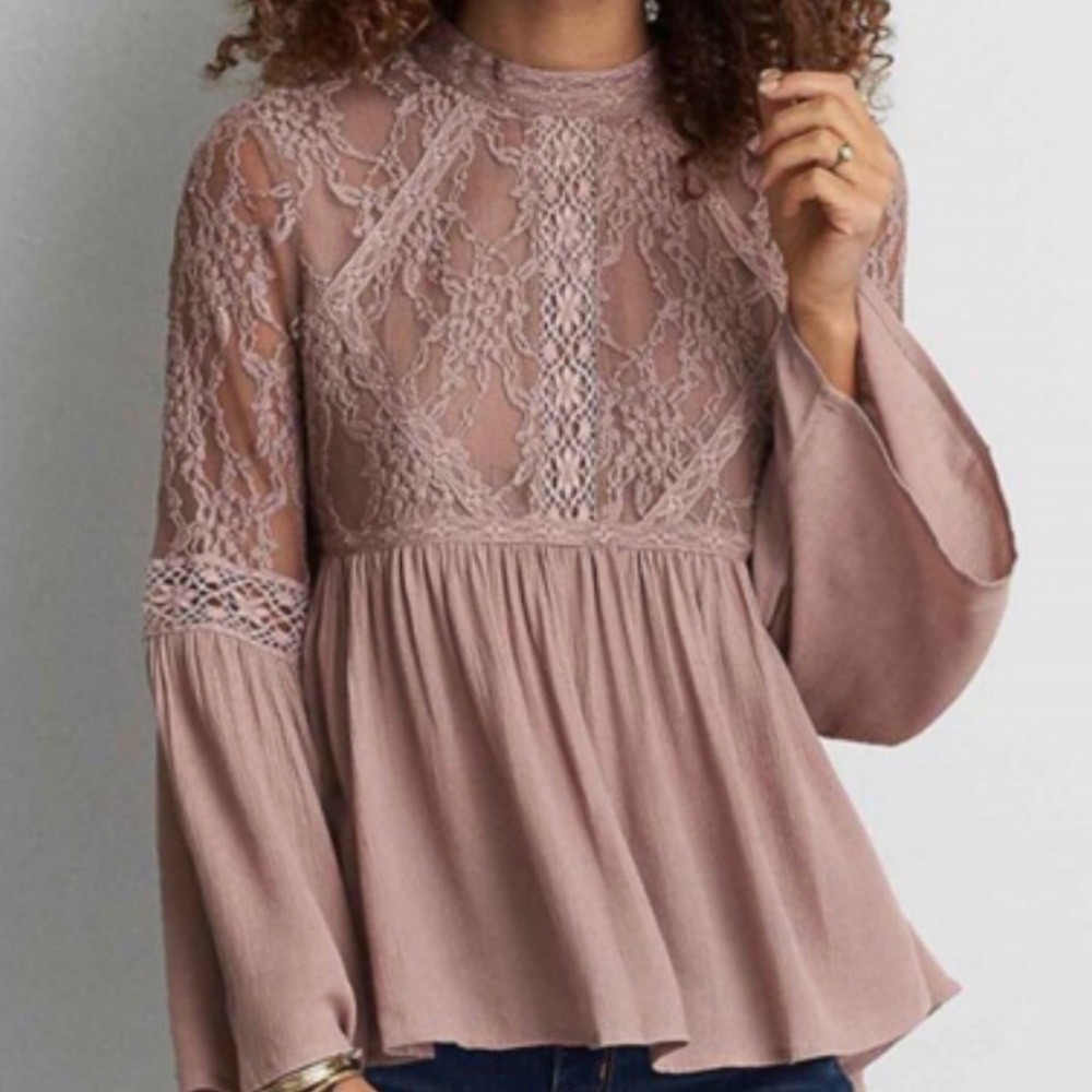 Mauve Flowy Lace Top